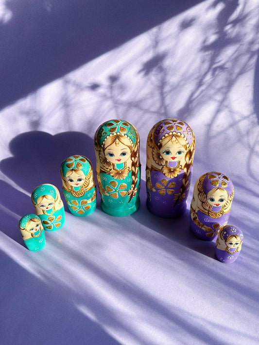 Large Matryoshka Nesting Dolls