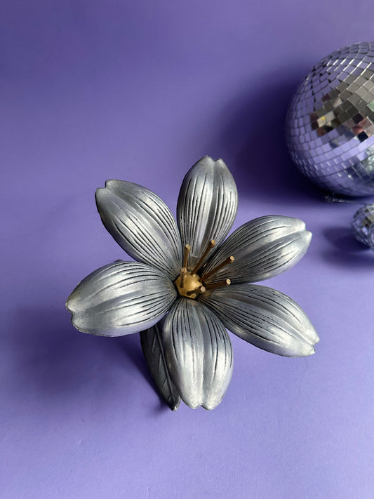 Mid Century Lotus Flower Ashtray With All Six Removable Petals