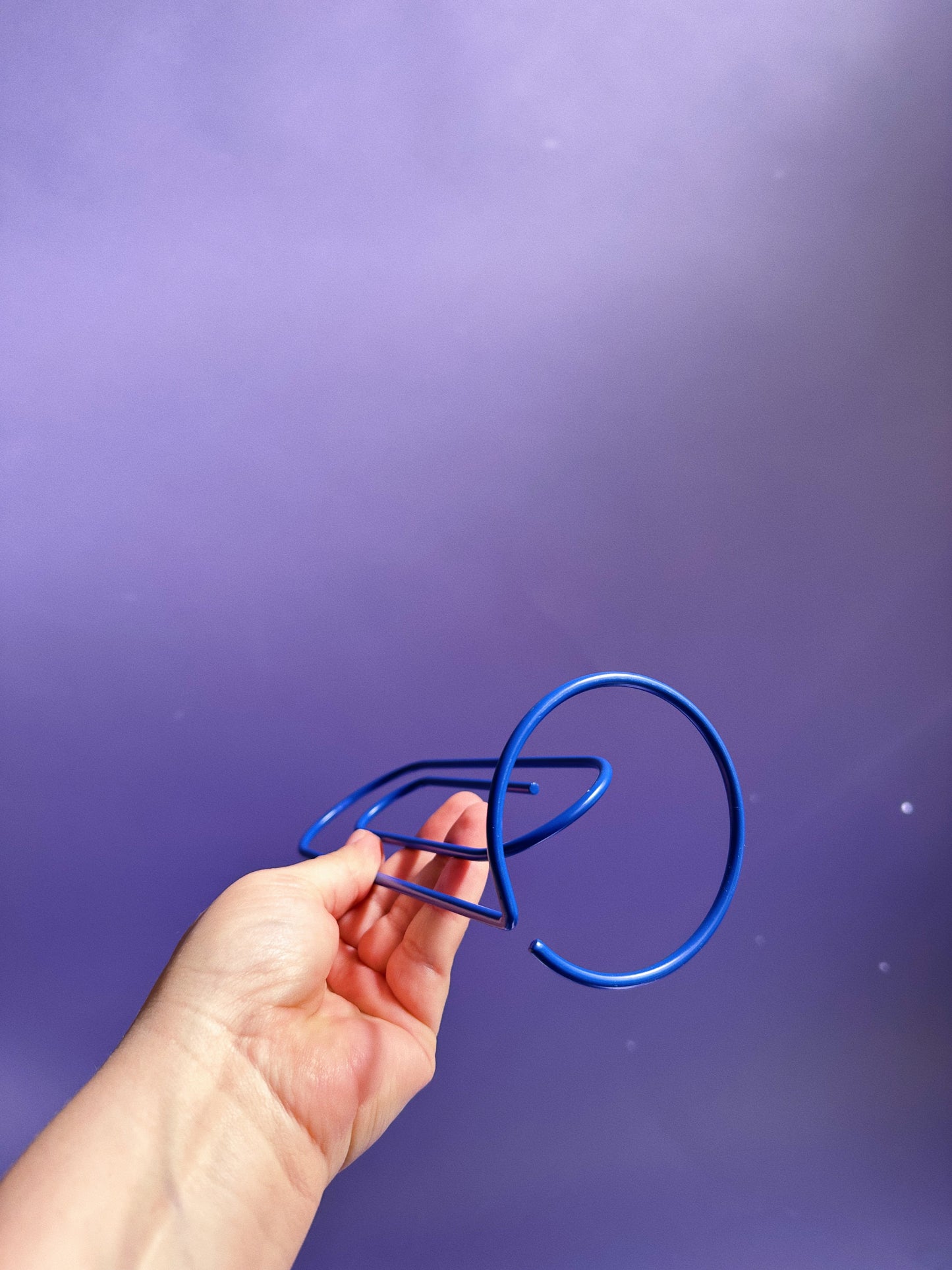 Vintage Blue Wire Paper Clip Memo Holder