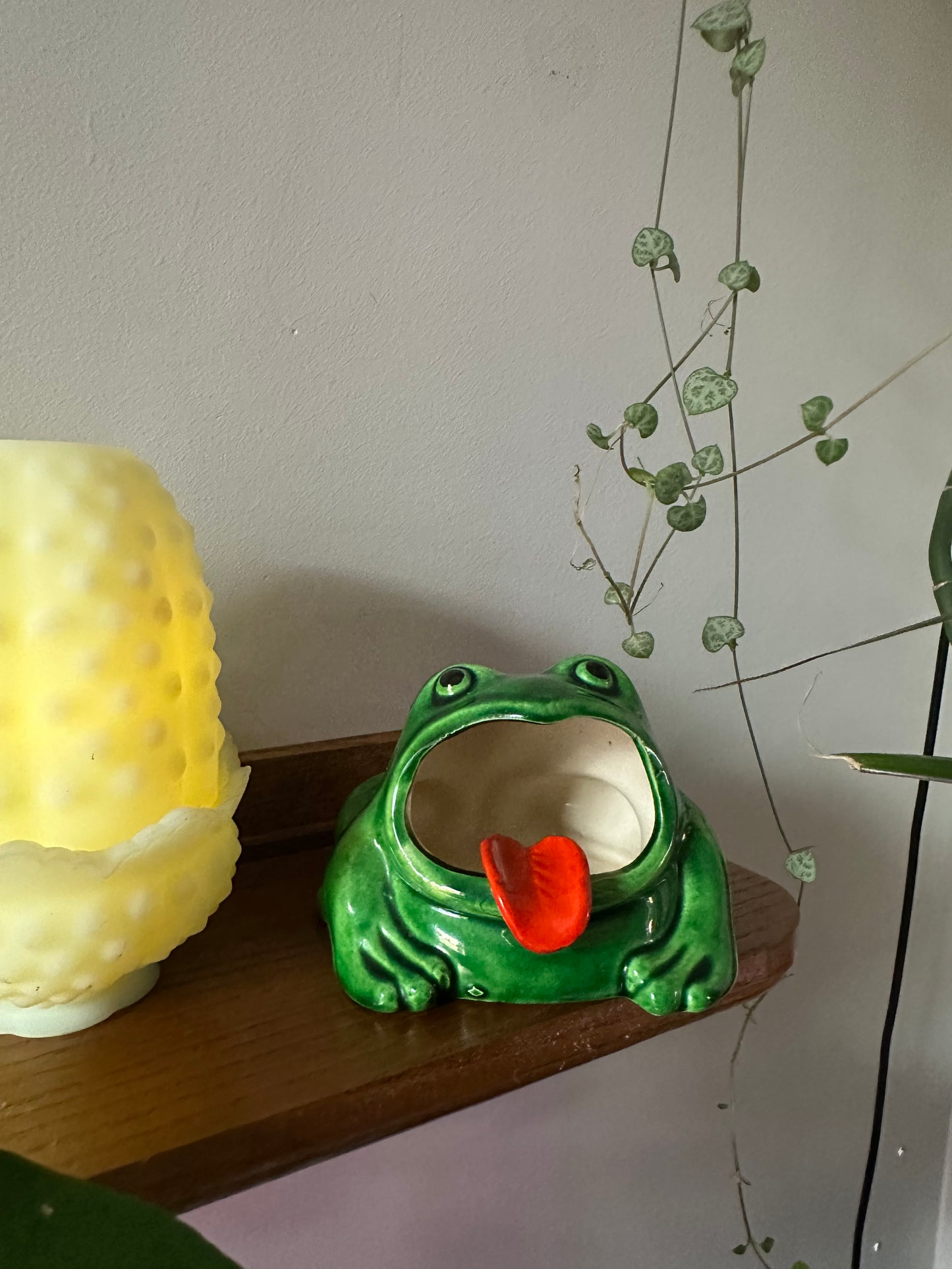 Vintage Ceramic Frog Ashtray Occupied Japan MCM