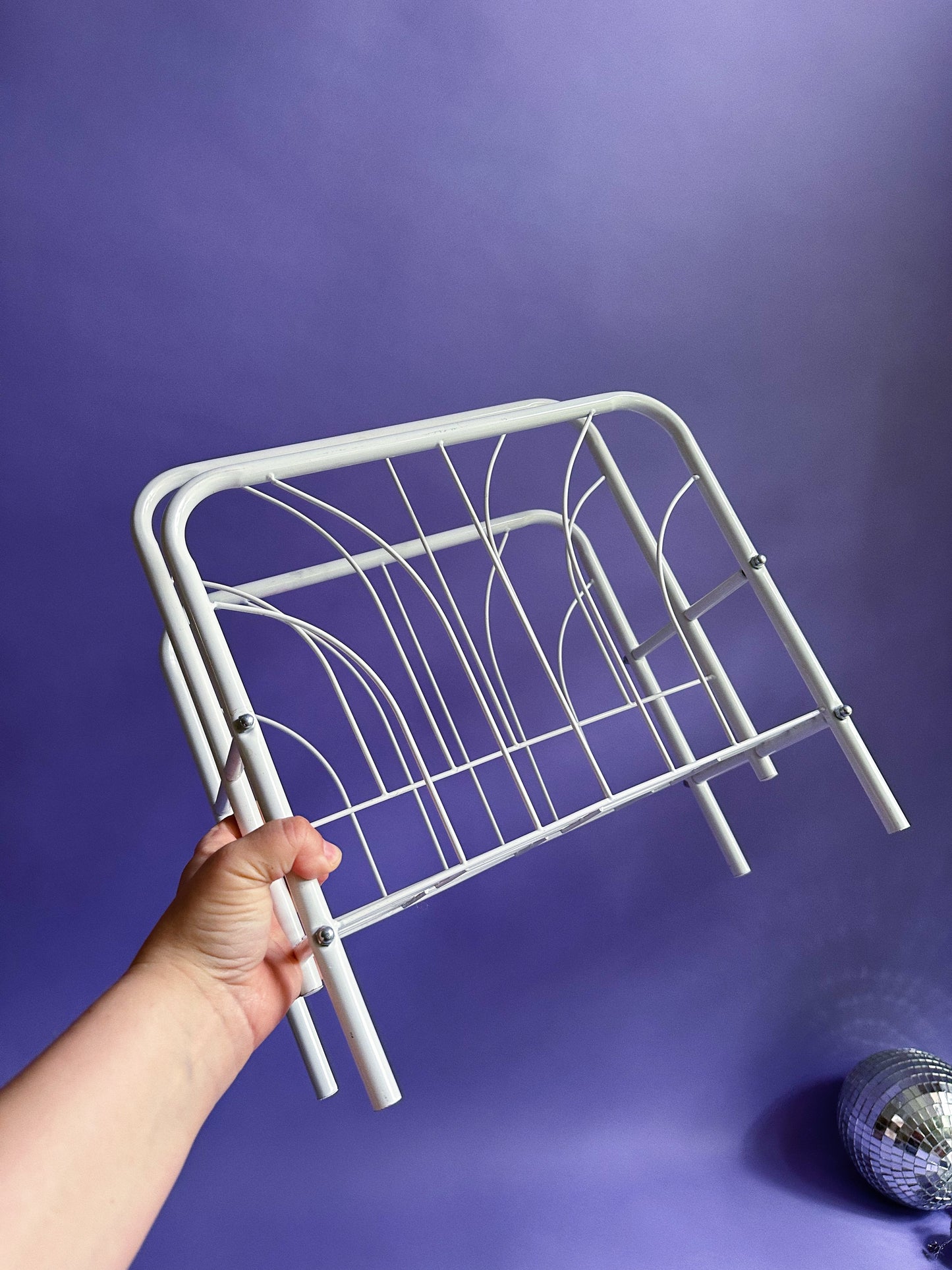 White Glazed Vintage 80s Post Modern Magazine / Book / Vinyl Rack