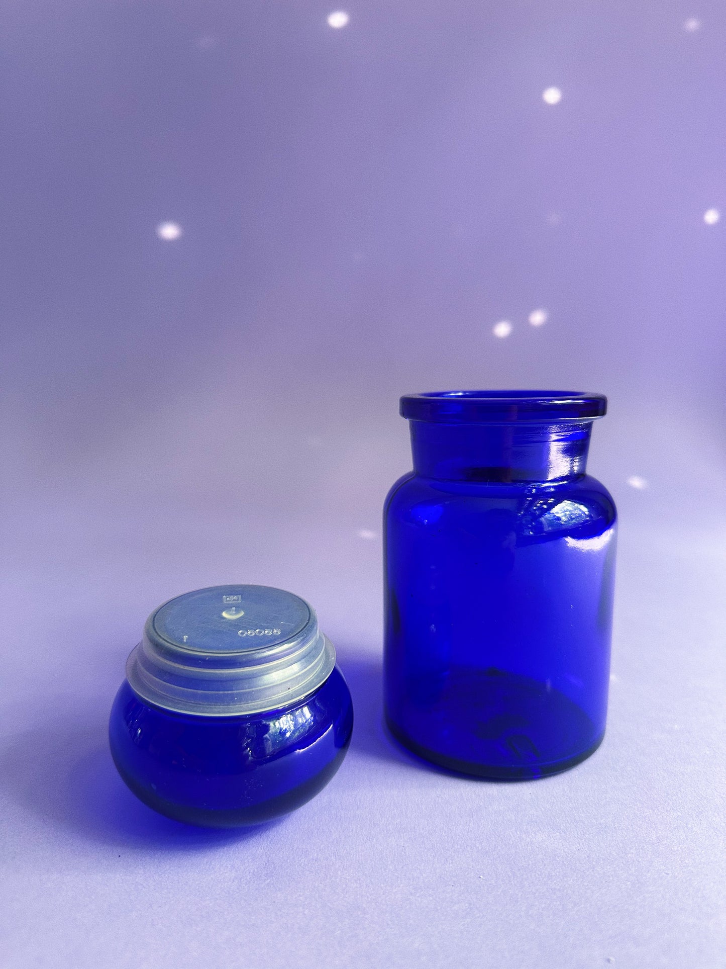 Vintage Apothecary Chemist Cobalt Blue Glass Container/Jar with Bubble Lid Belgium