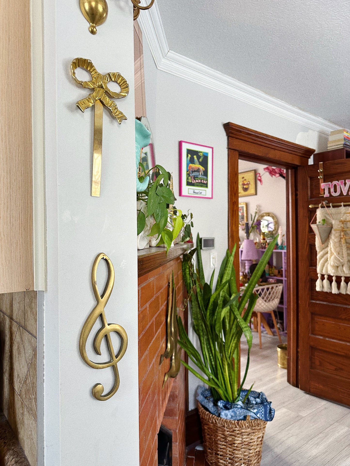 Vintage Brass Treble Clef Wall Hanging