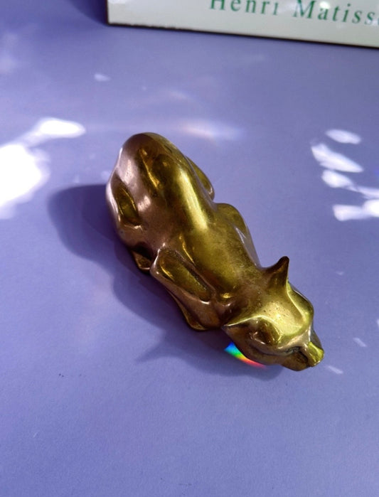 Vintage Brass Crouching Cat Figurine Sculpture 7” x 4”