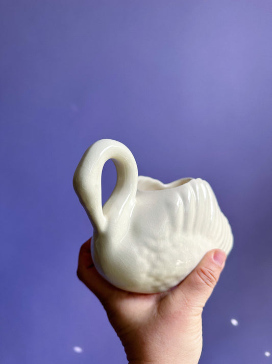 Vintage Ceramic Swan Planter / Cache Pot