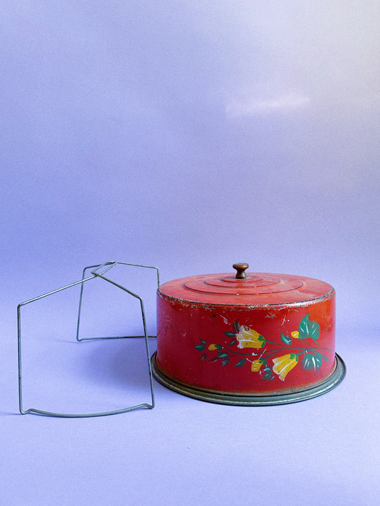 Red Antique Metal Cake Pan Carrier