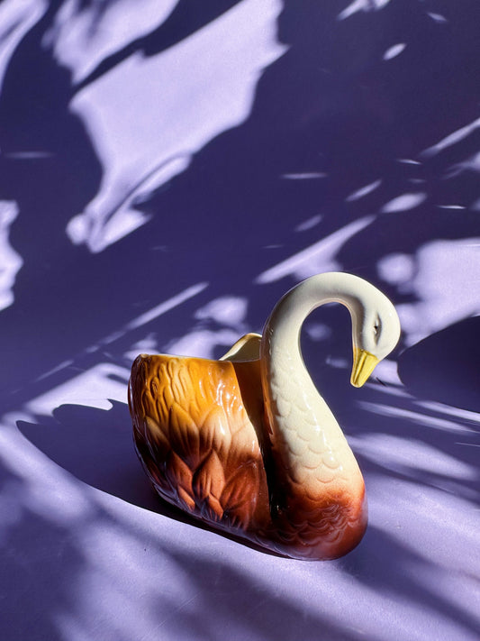 Vintage Porcelain Ceramic Swan Made in England