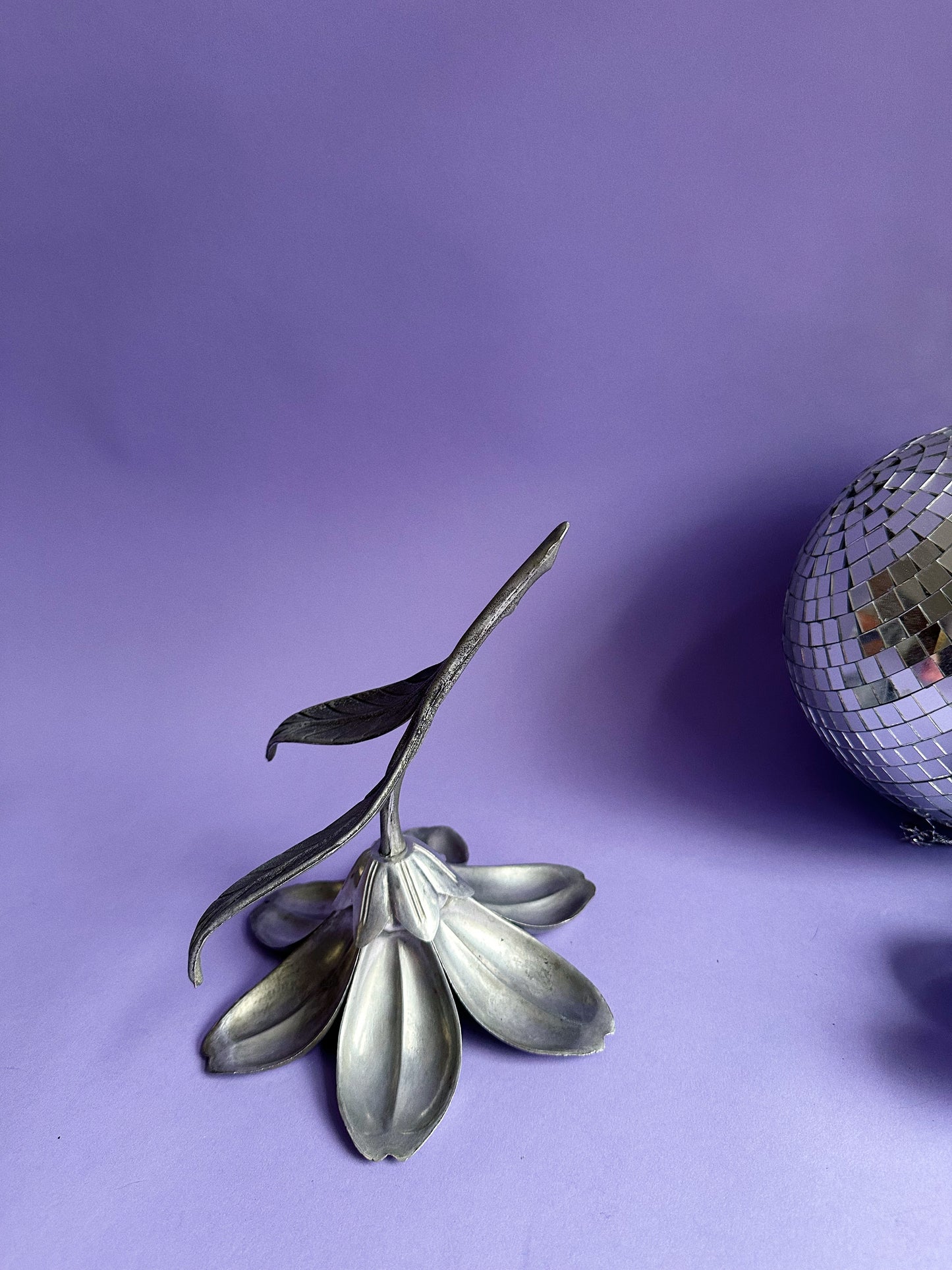 Mid Century Lotus Flower Ashtray With All  Six Removable Petals