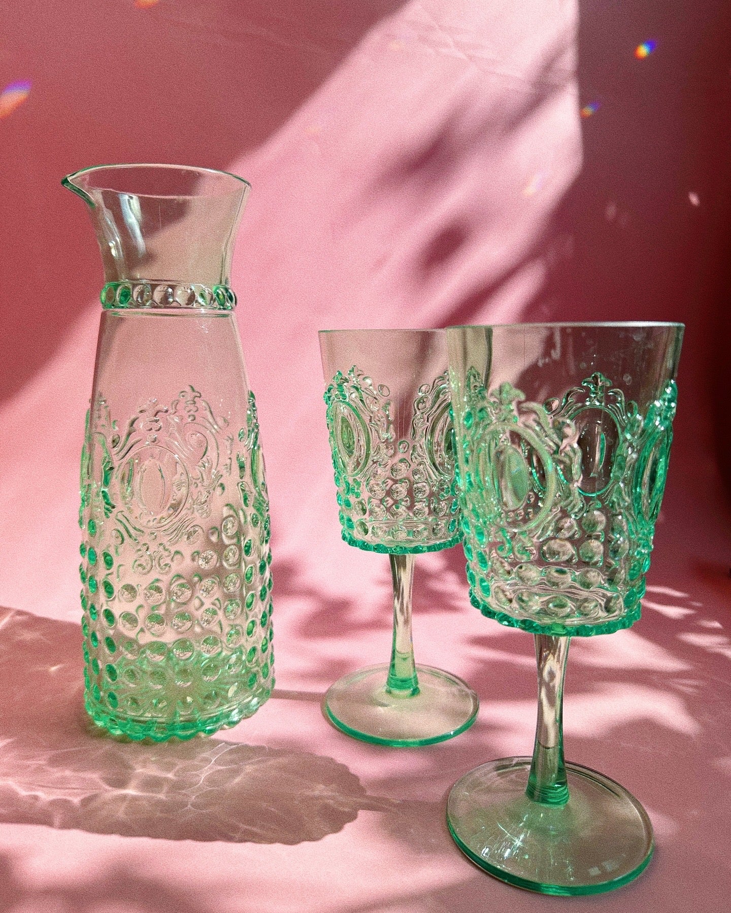 Beautiful Vintage Green Acryllic Pitcher & Glasses