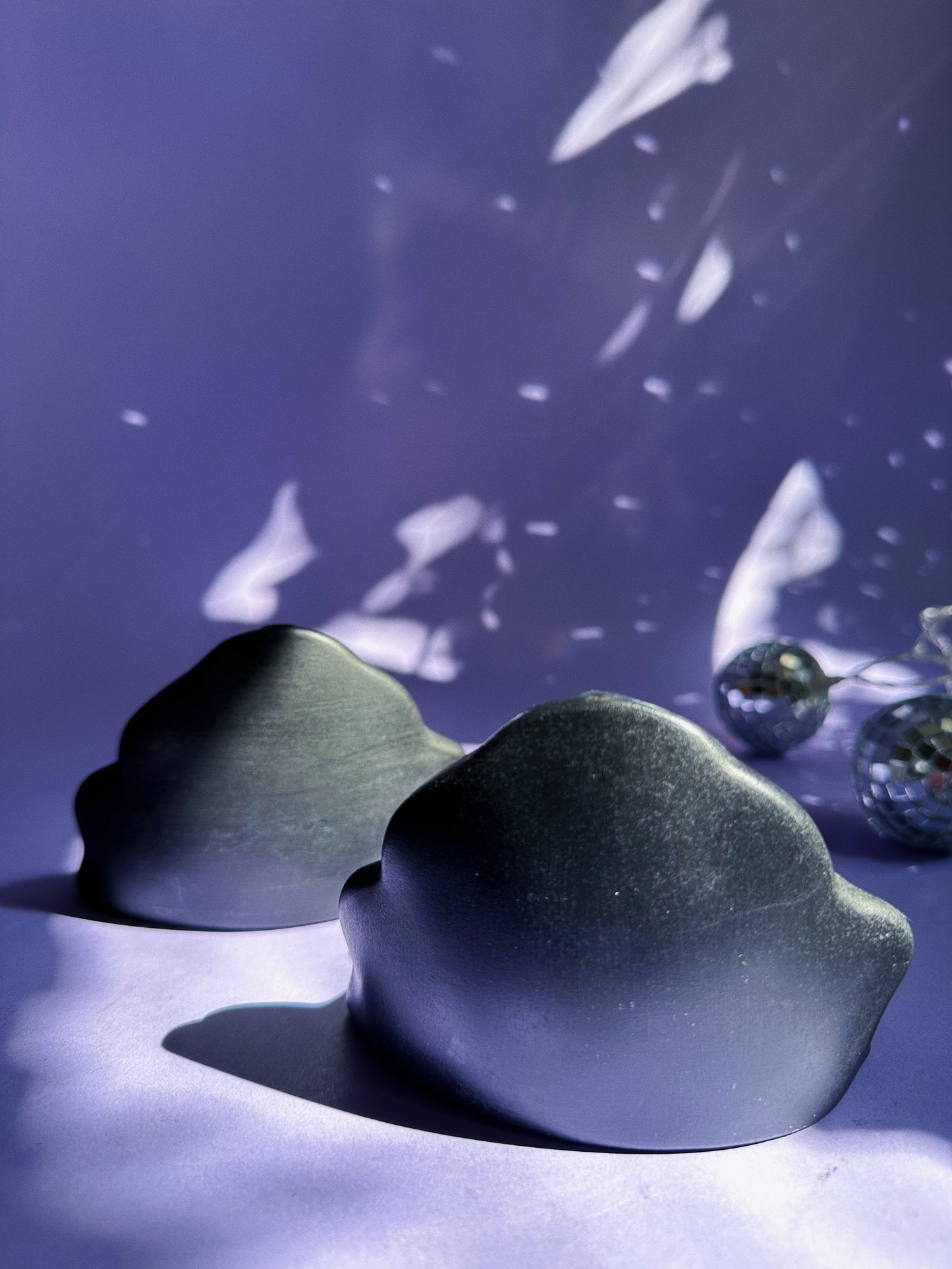 Ceramic Black Vintage Dog Eye / Sun Glasses Holders