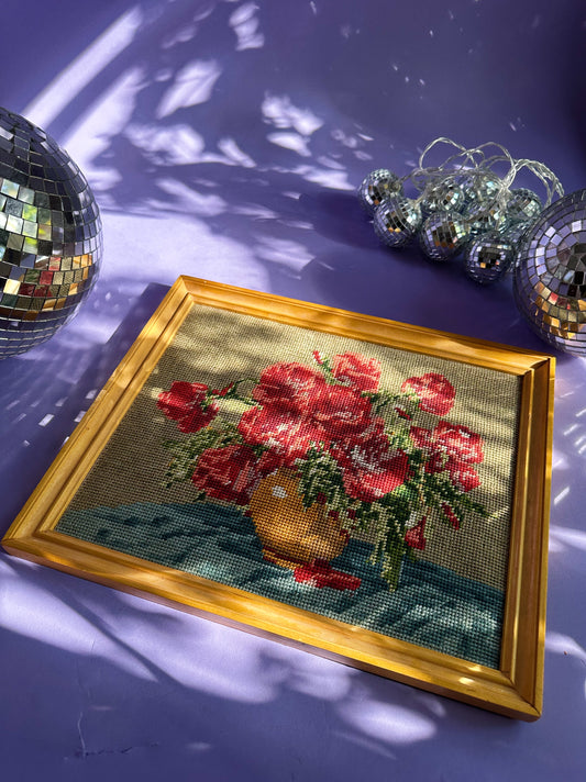 Beautiful Vintage Rose Floral Framed Needlepoint Cross Stitch