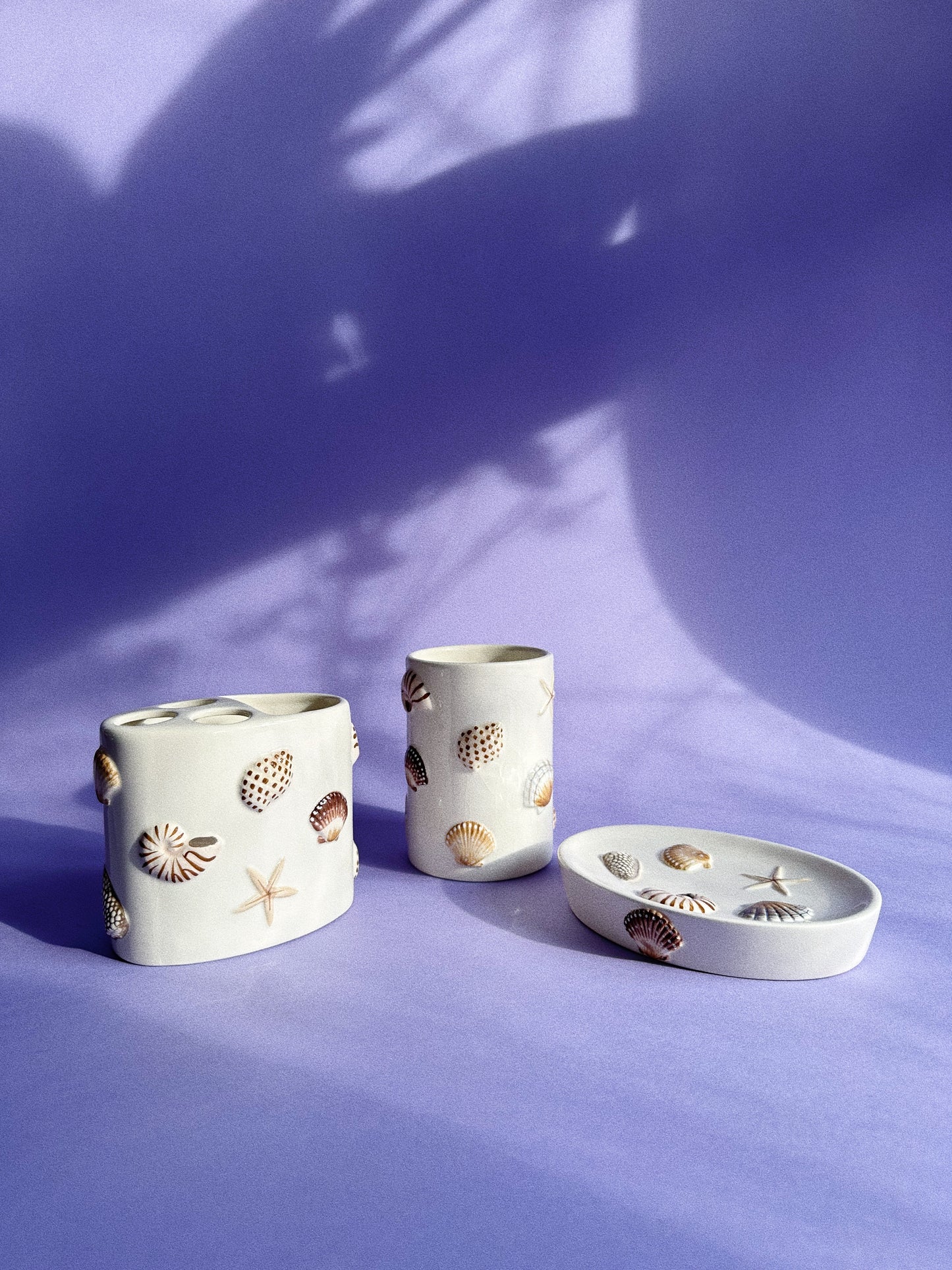 Early 2000s Ceramic Seashell Washroom Set