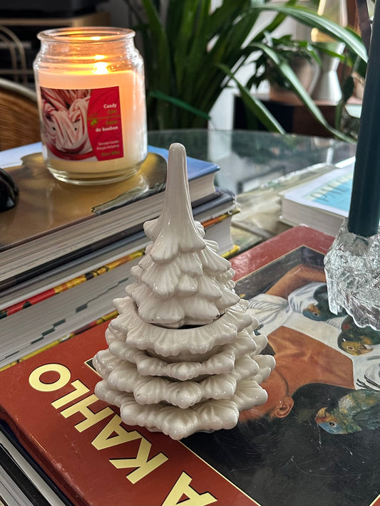 Vintage Stacking Ceramic Christmas Tree Lighter Ashtrays Cream