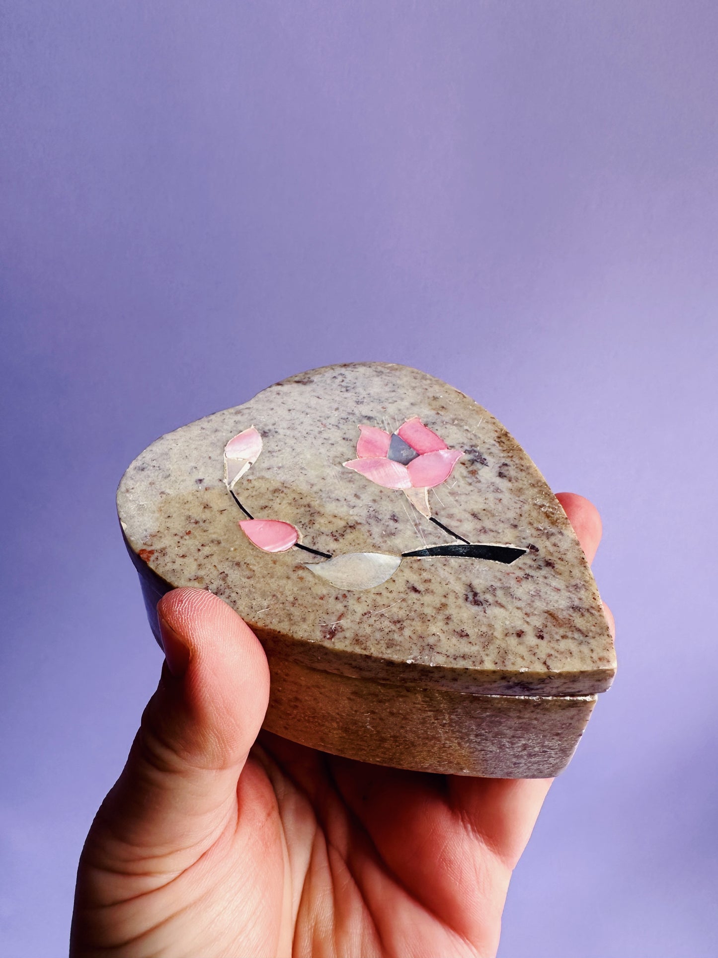 Carved Heart Soapstone Flower Inlay Gemstone Jewelry Gift Trinket Box