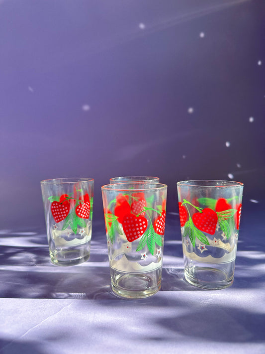 Sweet Vintage Strawberry Set of 4 Juice Glasses