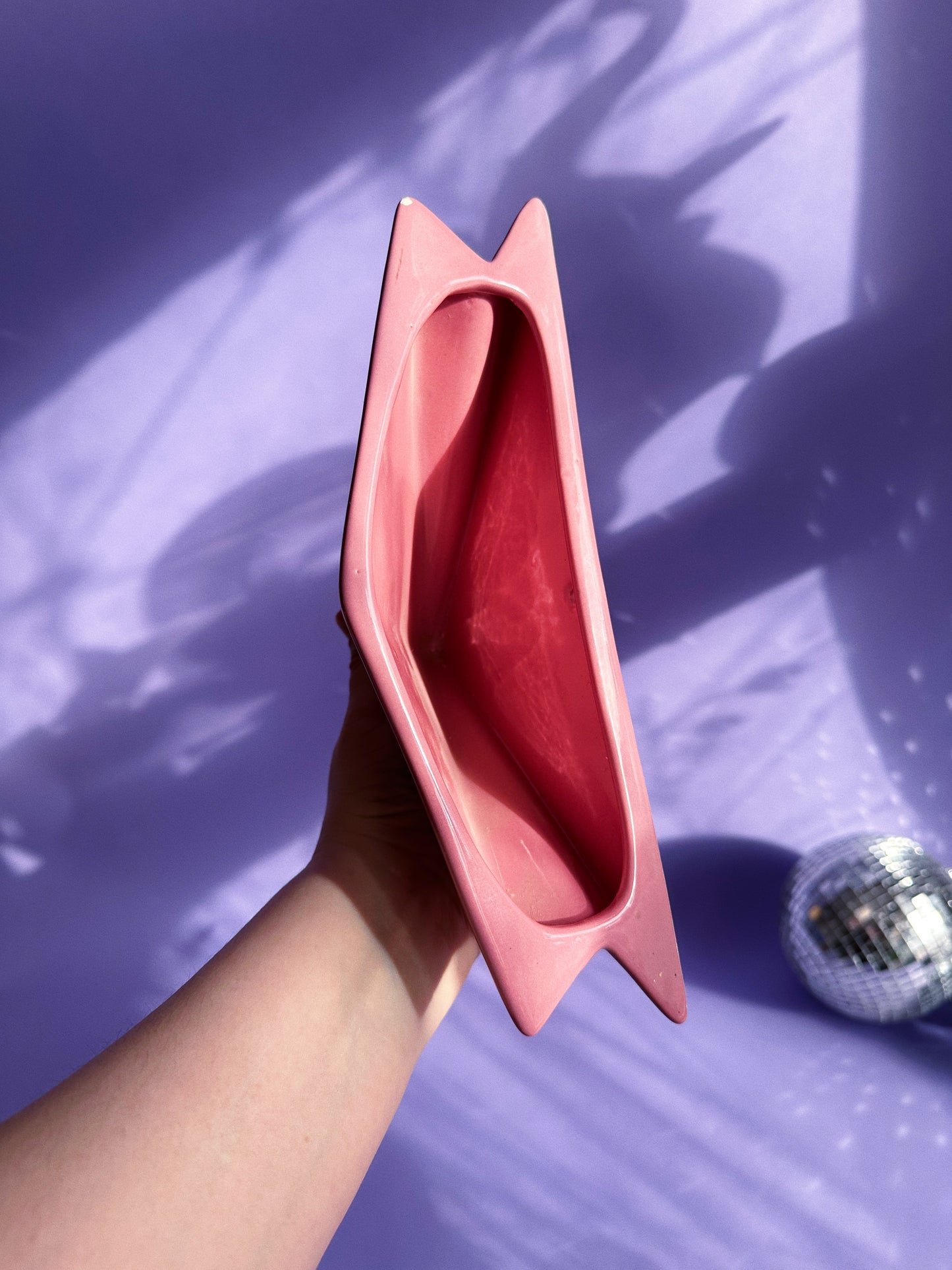 Vintage Post Modern Ceramic Dusty Rose Wall Pocket