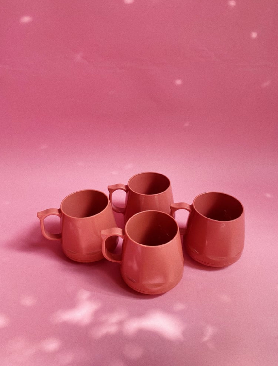 MCM Vintage Dinex Dusty Rose / Mauve Plastic Travel Mugs