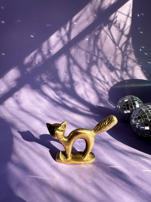 Vintage Heavy Solid Brass Cat Bottle Opener Ring Holder Canada