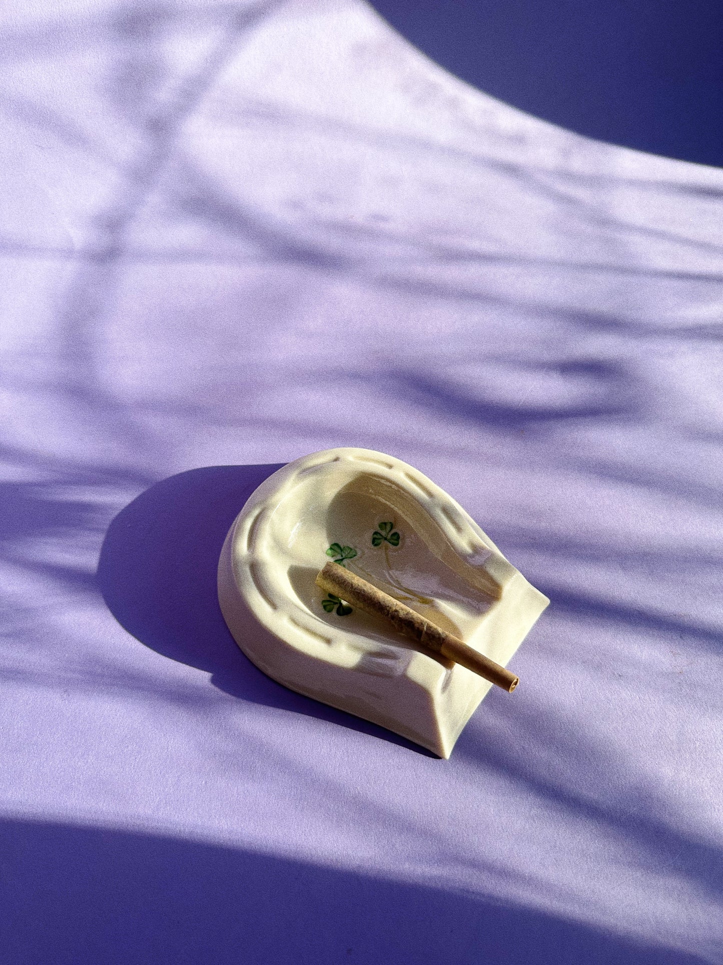 Belleek Ireland Lucky Shamrock Horseshoe Ashtray