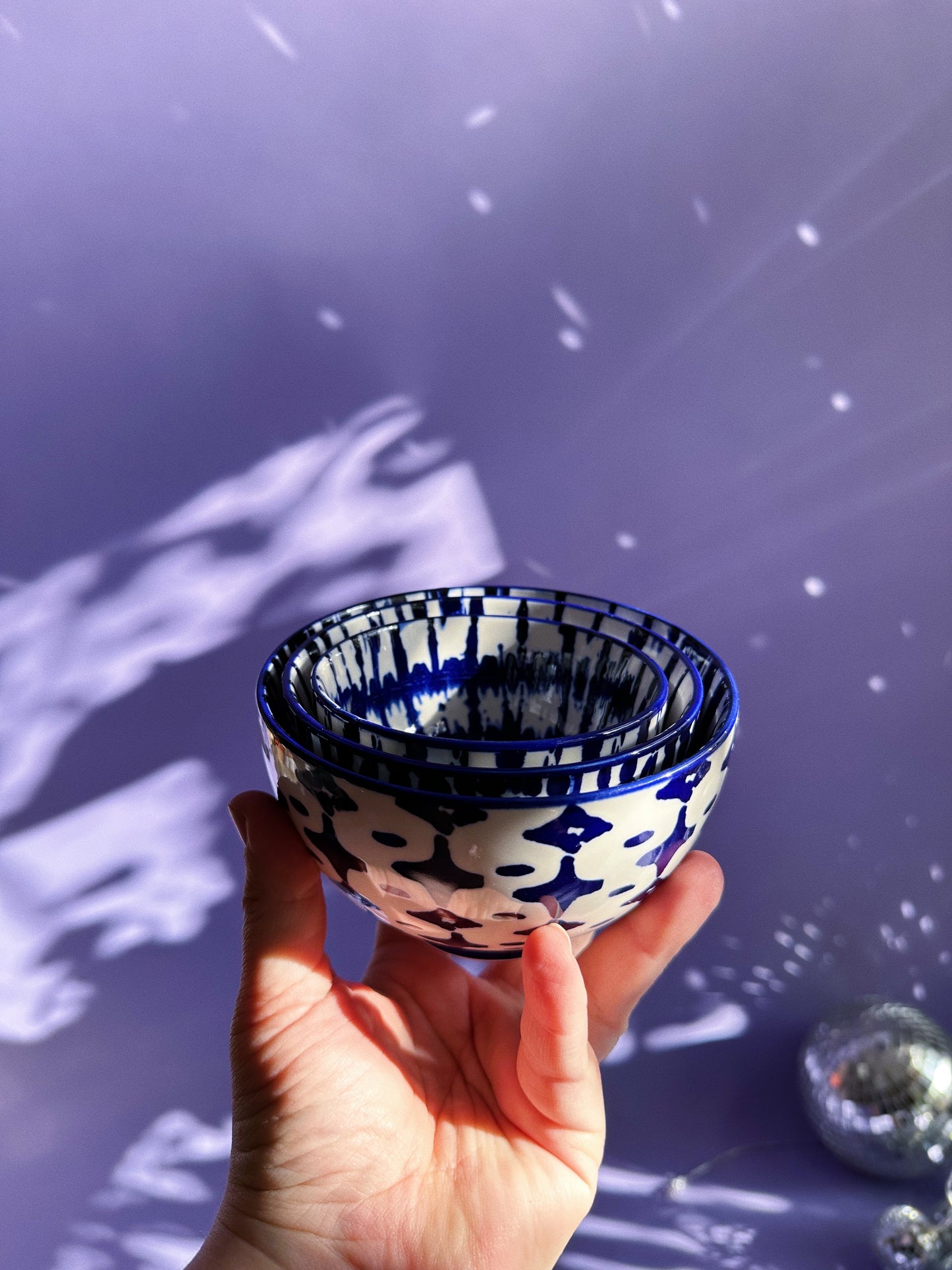 West Elm Indigo Tie Dye Nesting Bowls Set of 3 Cobalt Blue White Retired