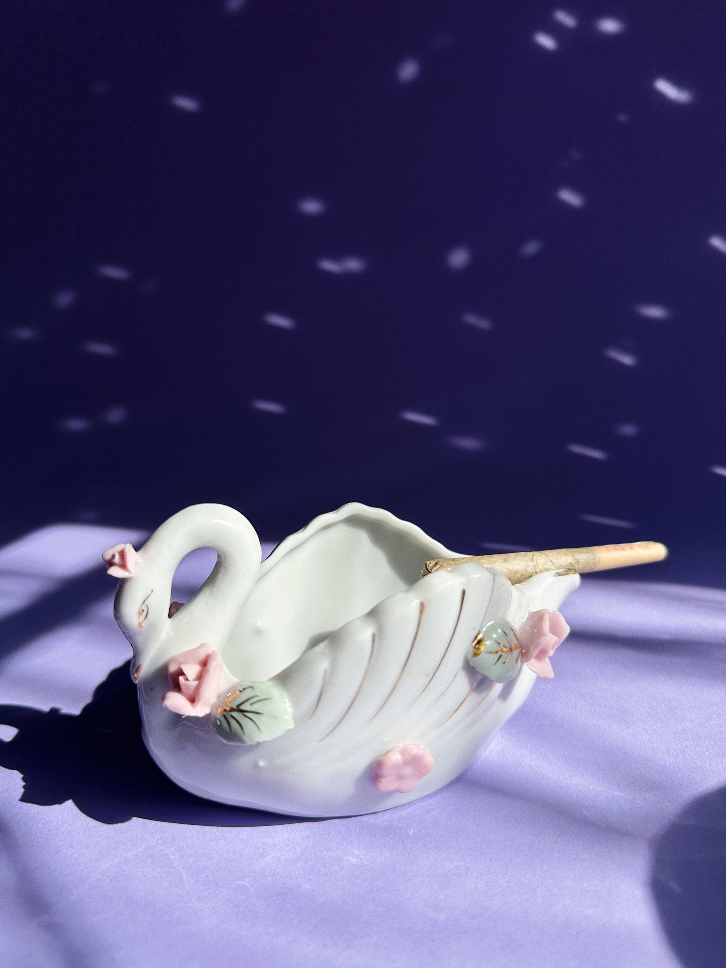 Vintage Porcelain Swan Ashtray
