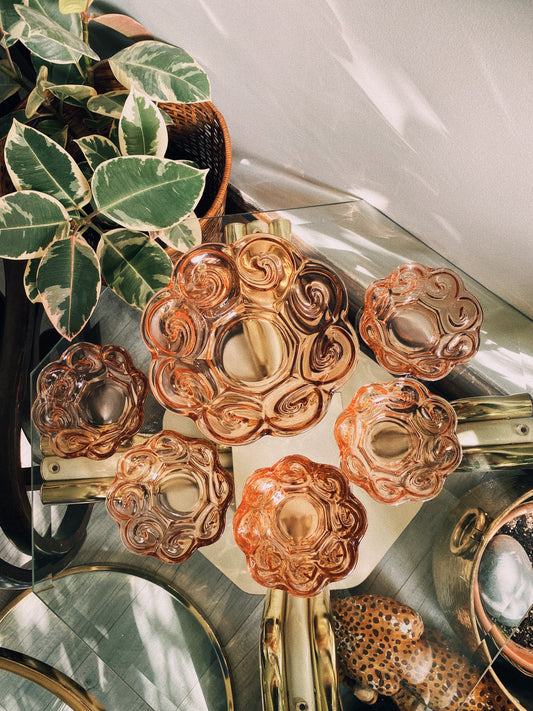 Beautiful Vintage Swirly Pink Glass Bowl Set