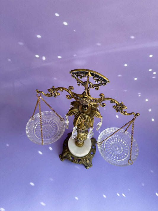 Vintage L&L WMC Scales of Justice Marble Base w Teardrop Prisms