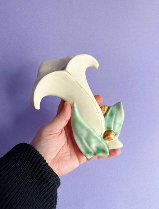 McCoy Lily Wall Pocket, Matte, Vintage 1948