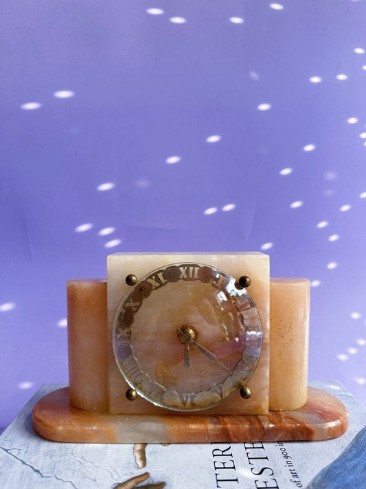 Vintage Art Deco Sessions Alabaster Desk or Mantel Clock