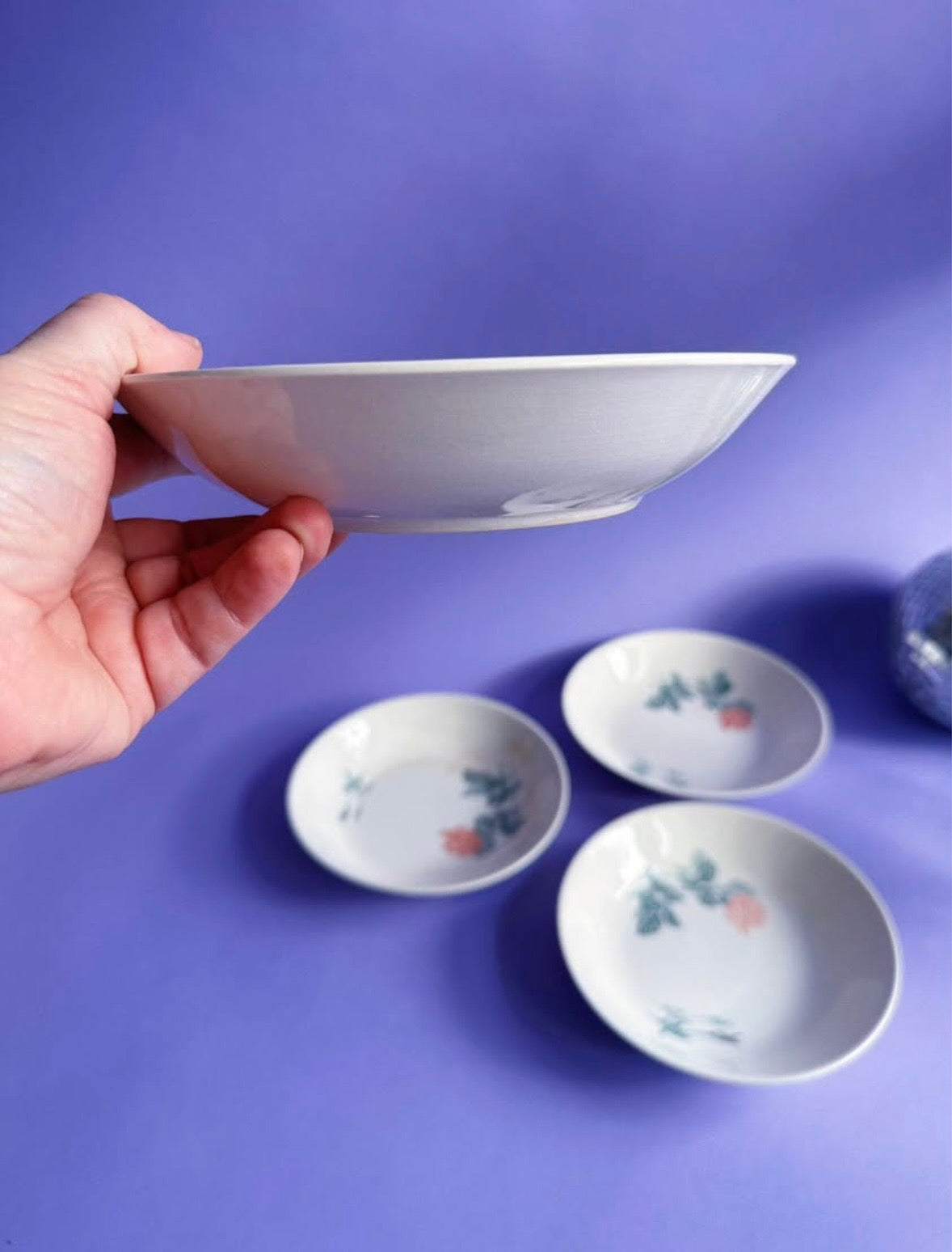 Set of 4 Vintage Shallow Floral Bowls Made in Japan