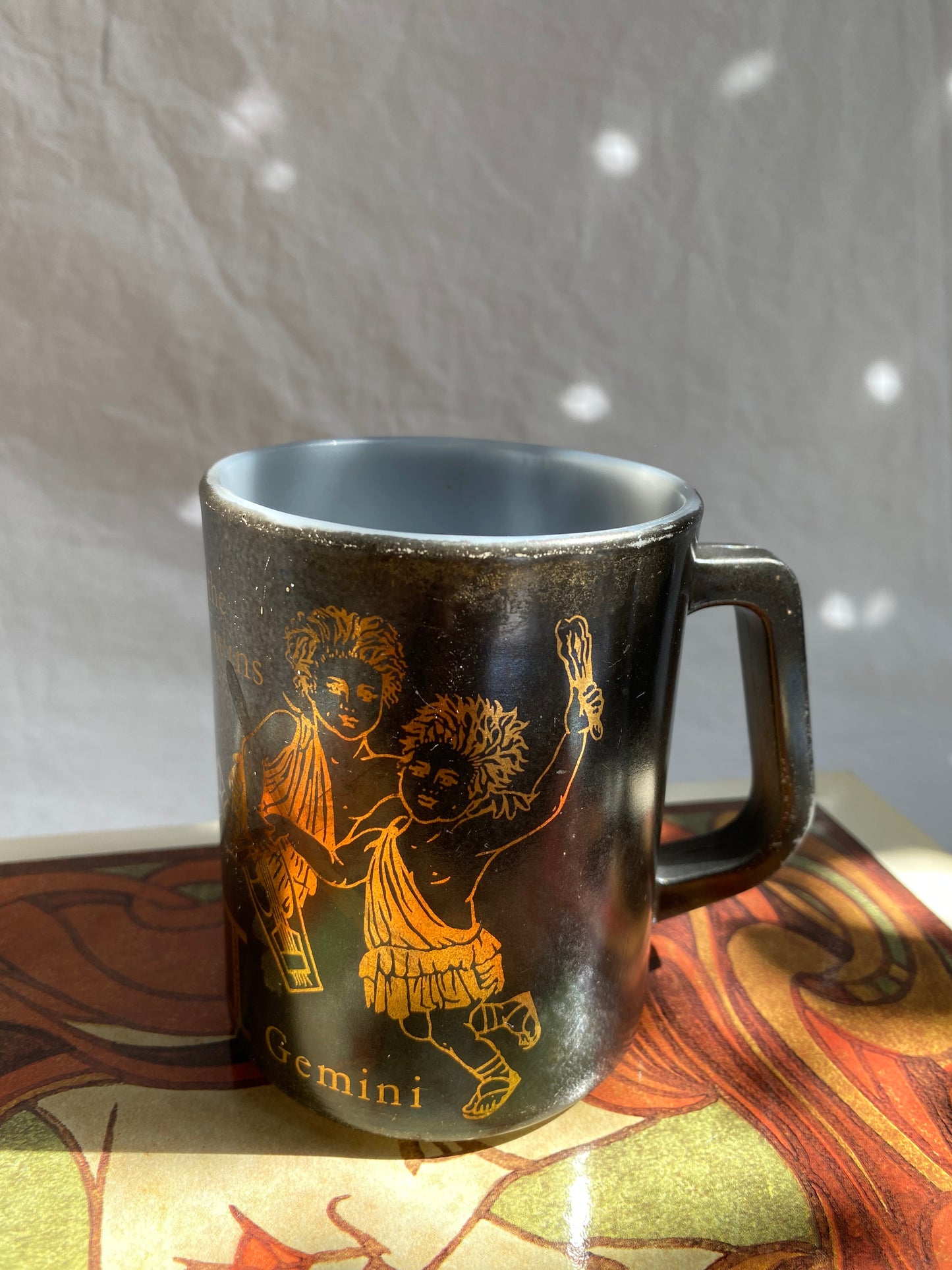 Vintage Federal Milk Glass Gemini Zodiac Sign Coffee Mug Cup Black & Gold