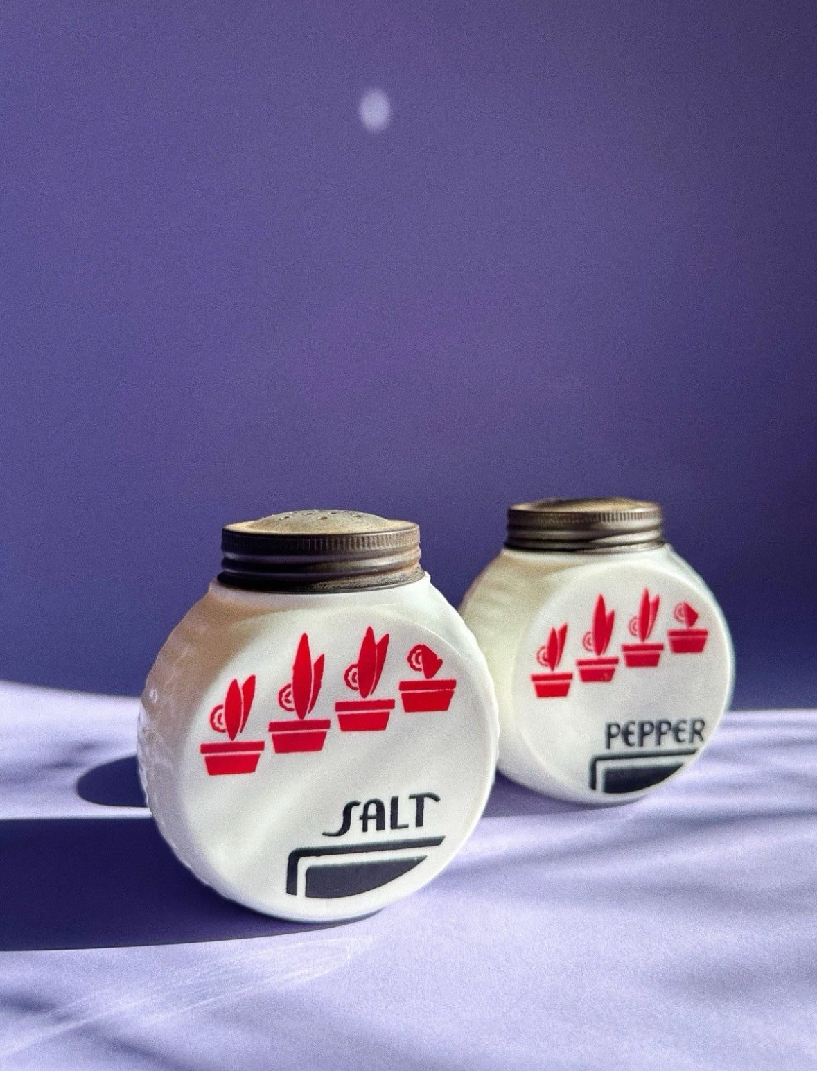 Vintage Fire-King Uranium Vitrock Red Flower Pots Salt & Pepper Set c.1950