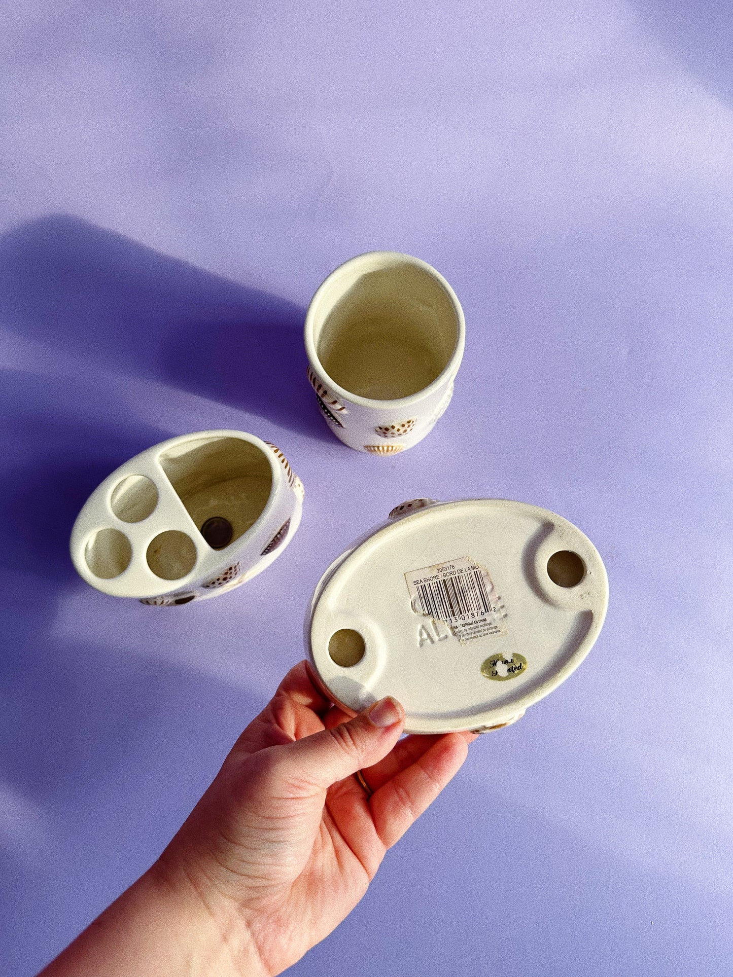 Early 2000s Ceramic Seashell Washroom Set