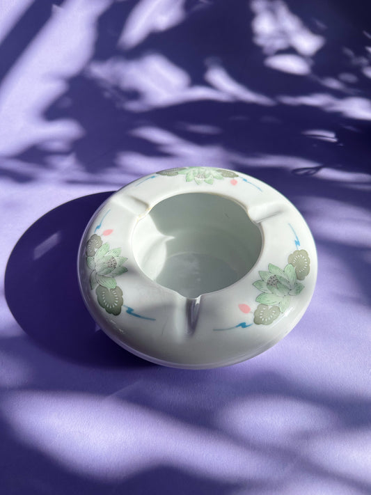 Sweet Vintage Liling Green Floral Ashtray