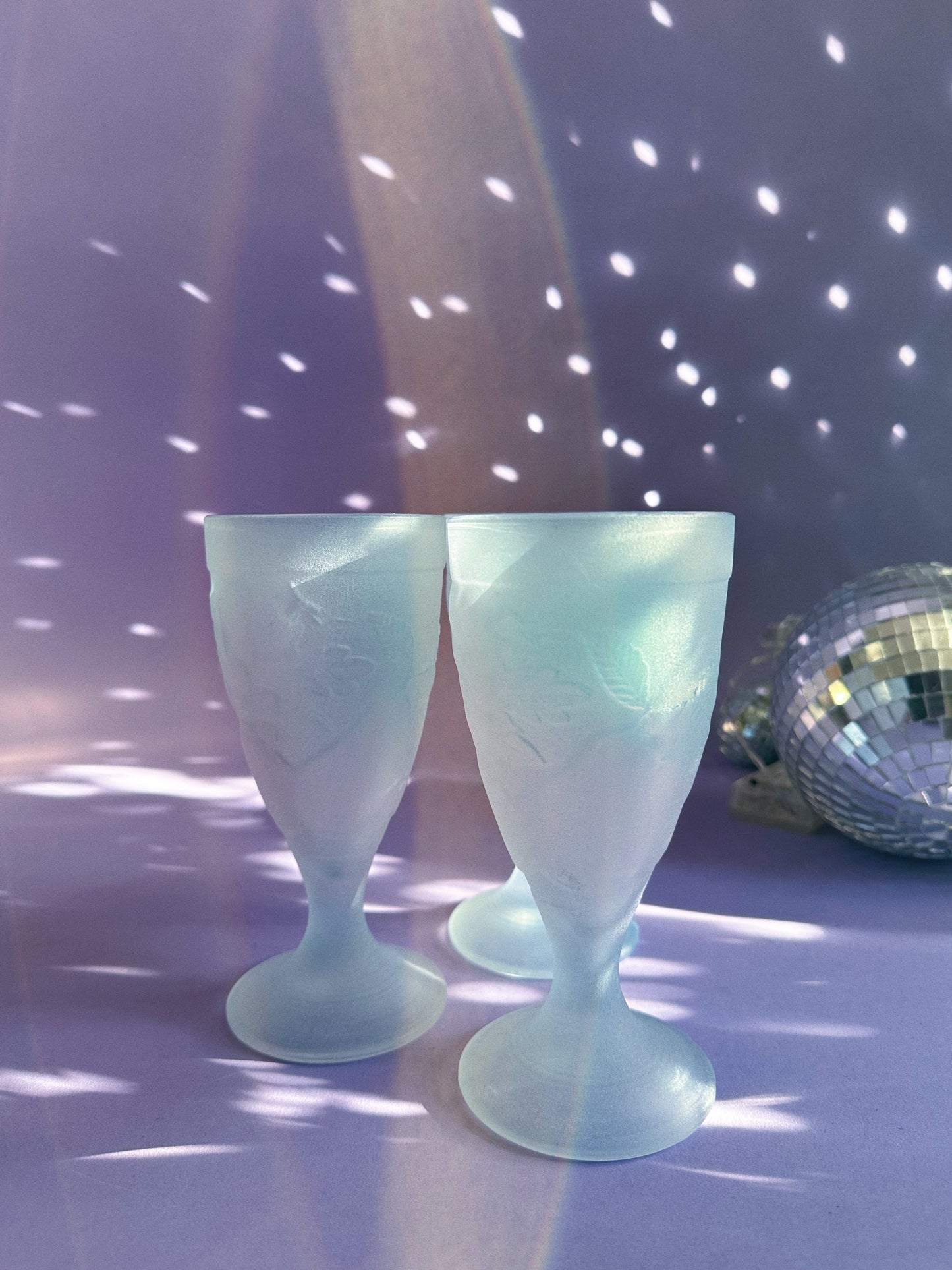 Luminarc Sundae Glasses Frosted Vintage Set (3) Cups Embossed Fruit Blue Purple
