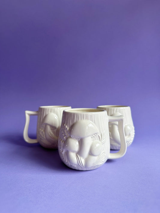 Set of 3 Vintage Arnels Ceramic Mushroom Mugs