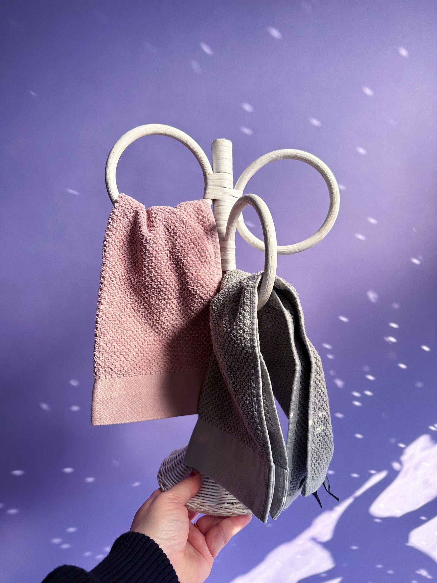 Vintage White Wicker Triple Loop Towel Stand