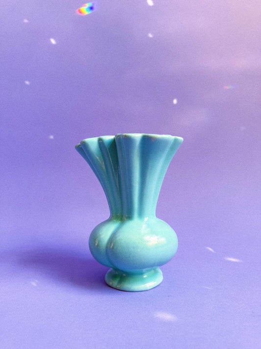Vintage Seafoam Ruffle Vase Pottery