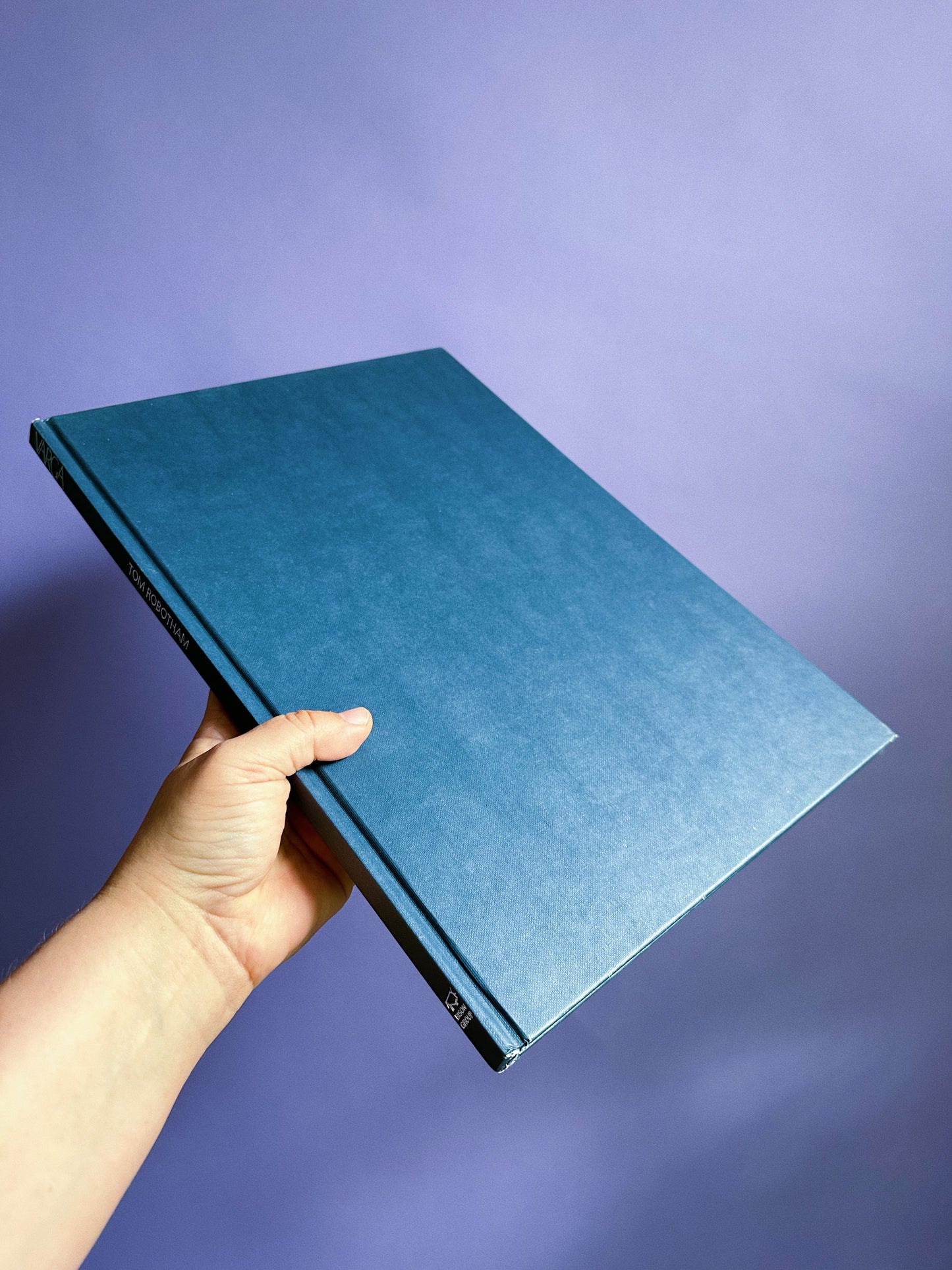 Large Varga Hardcover Tom Robotham Coffee Table Book 1991