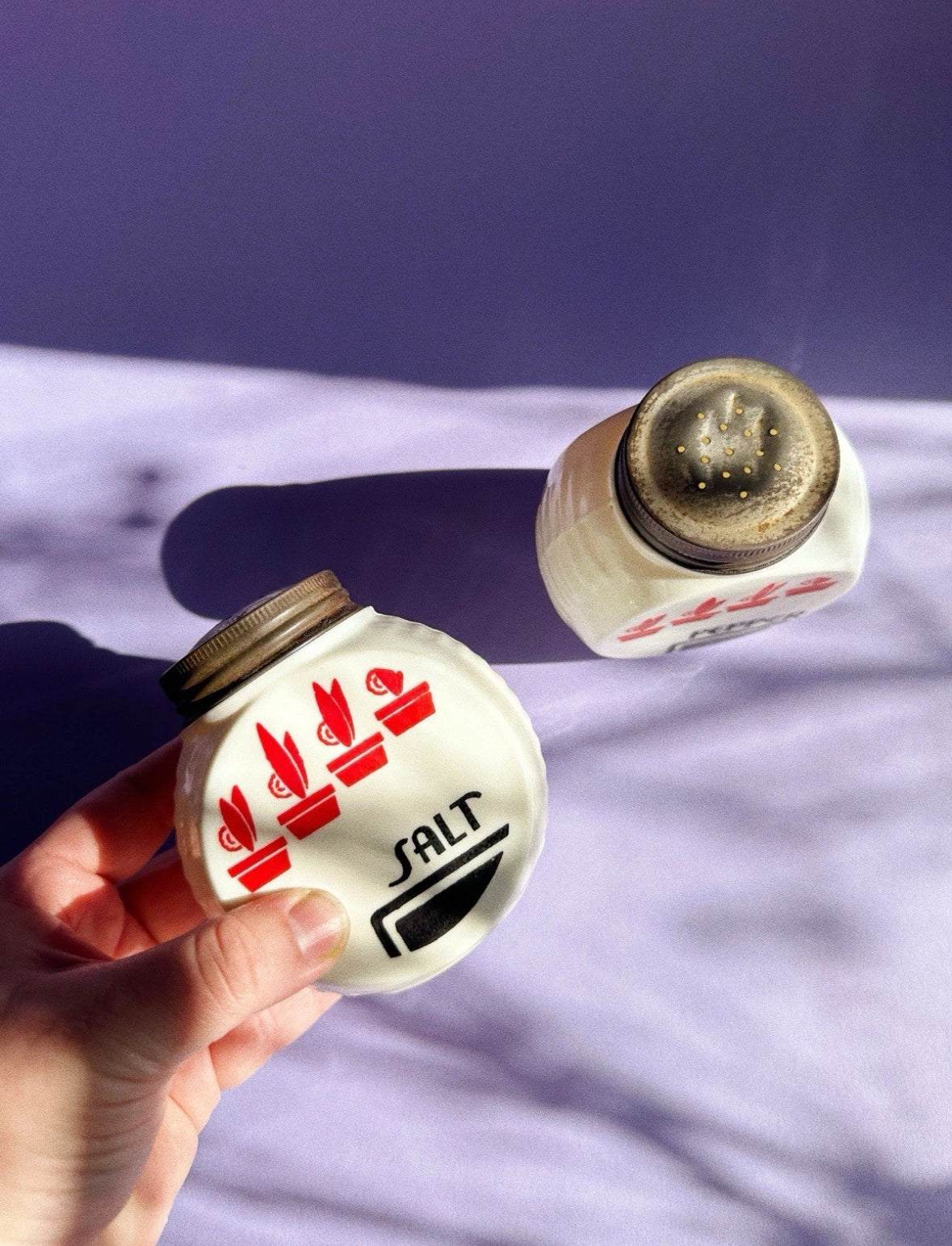 Vintage Fire-King Uranium Vitrock Red Flower Pots Salt & Pepper Set c.1950