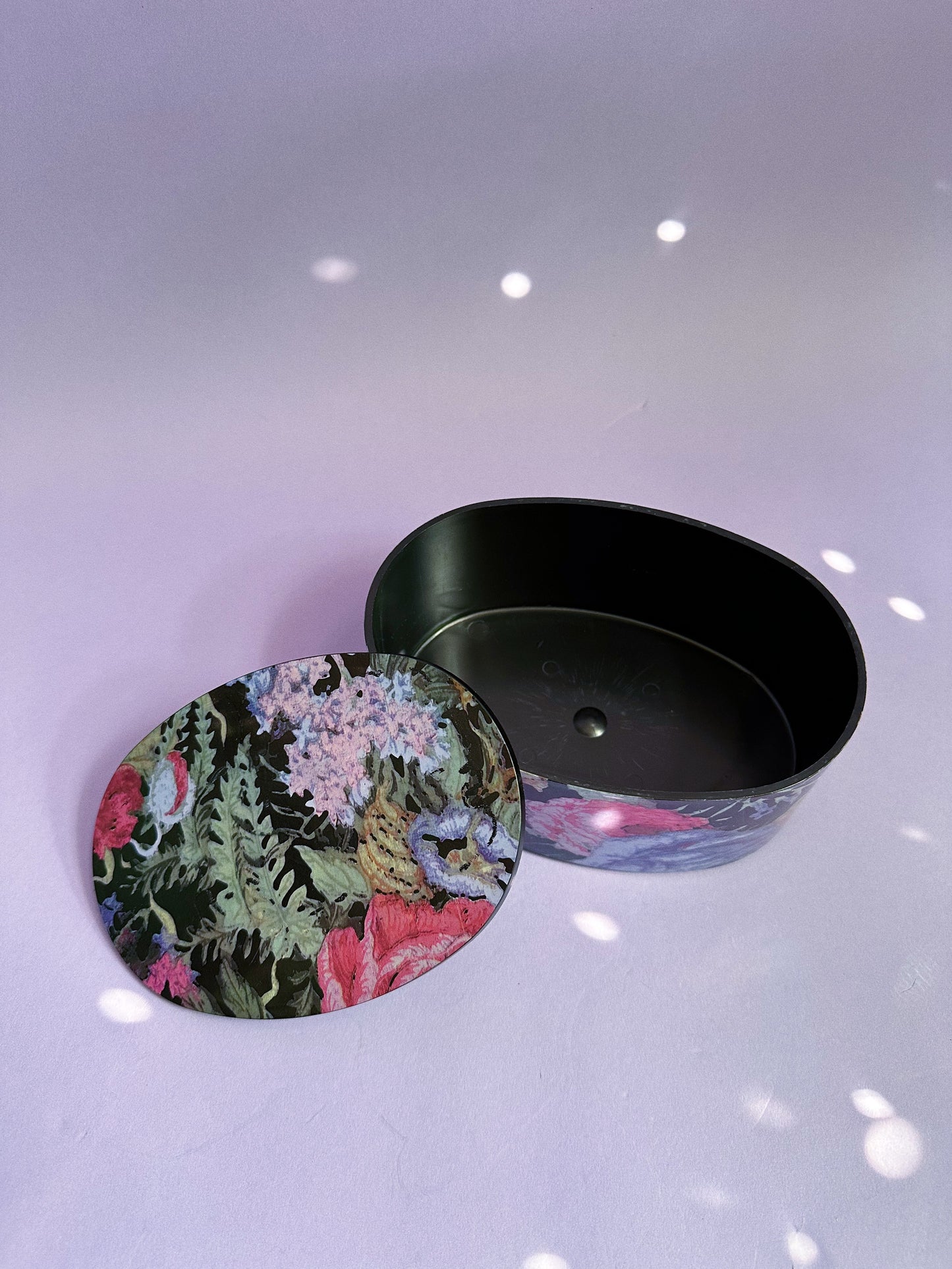 Vintage 80s Floral Plastic Lidded Oval Box
