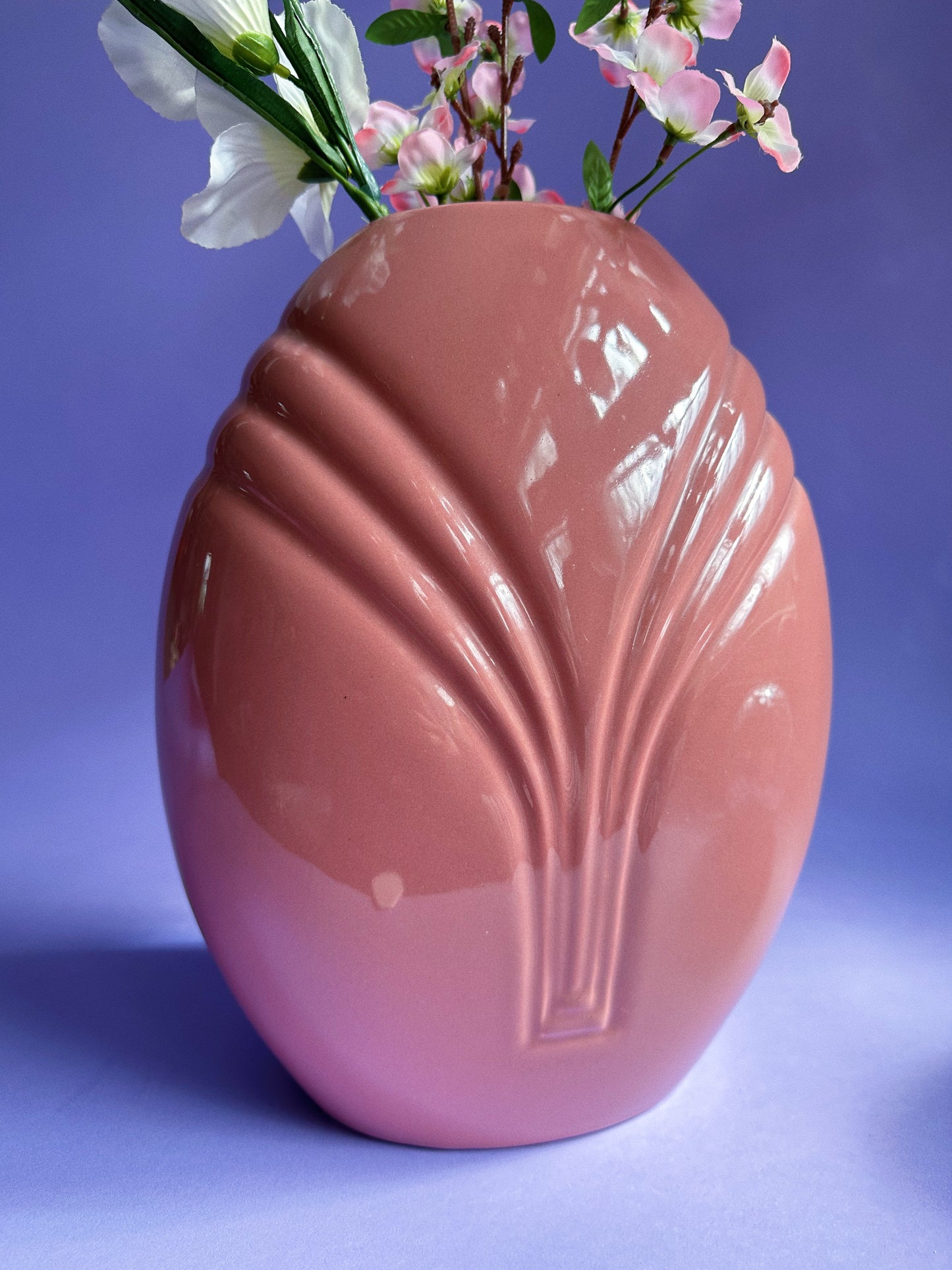 Vintage Post Modern Flower Vase Haeger