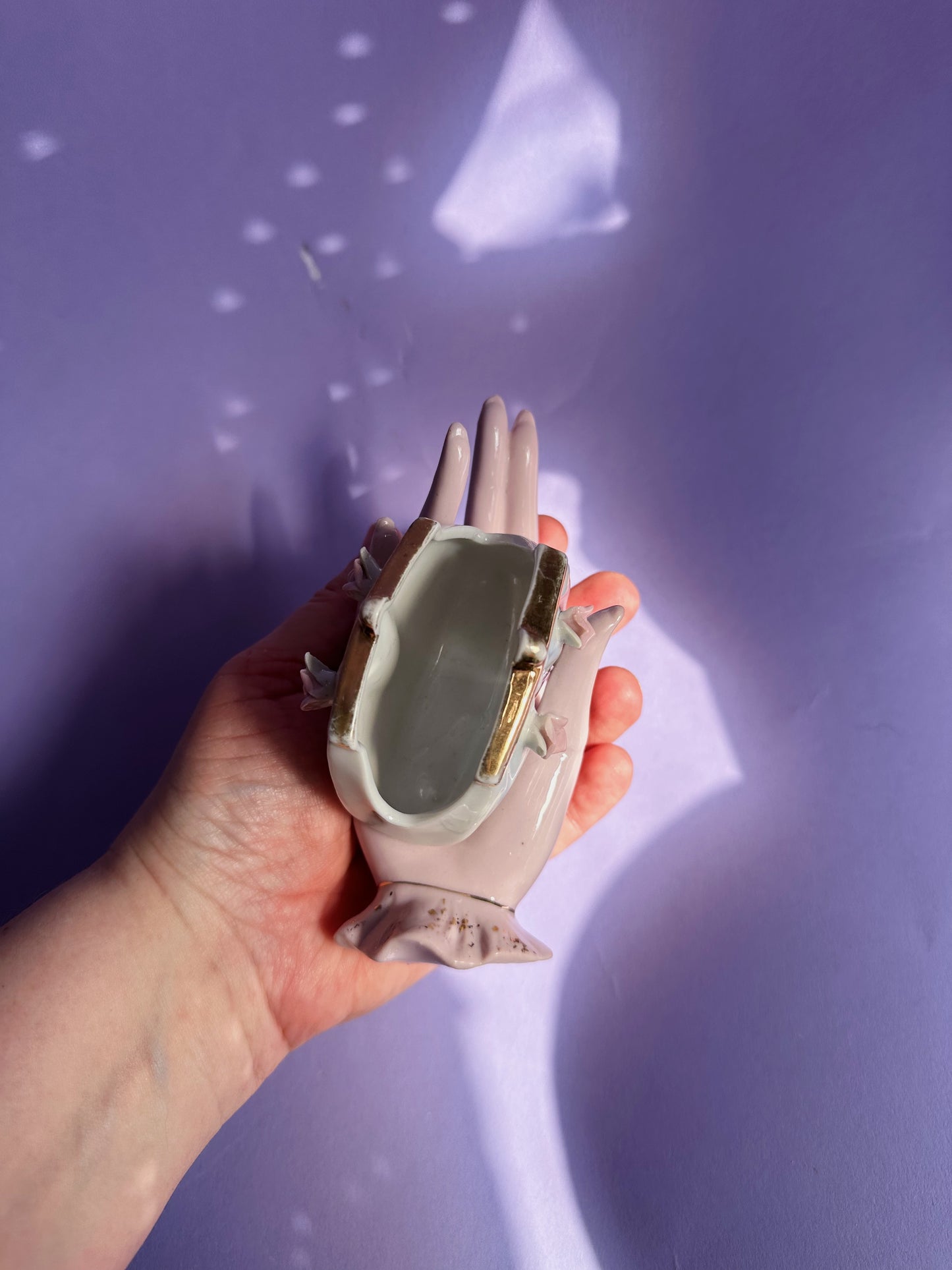 Hand Figurine Ceramic with Rose Bud Coin Purse, Charming 1950’s Vintage, Japan