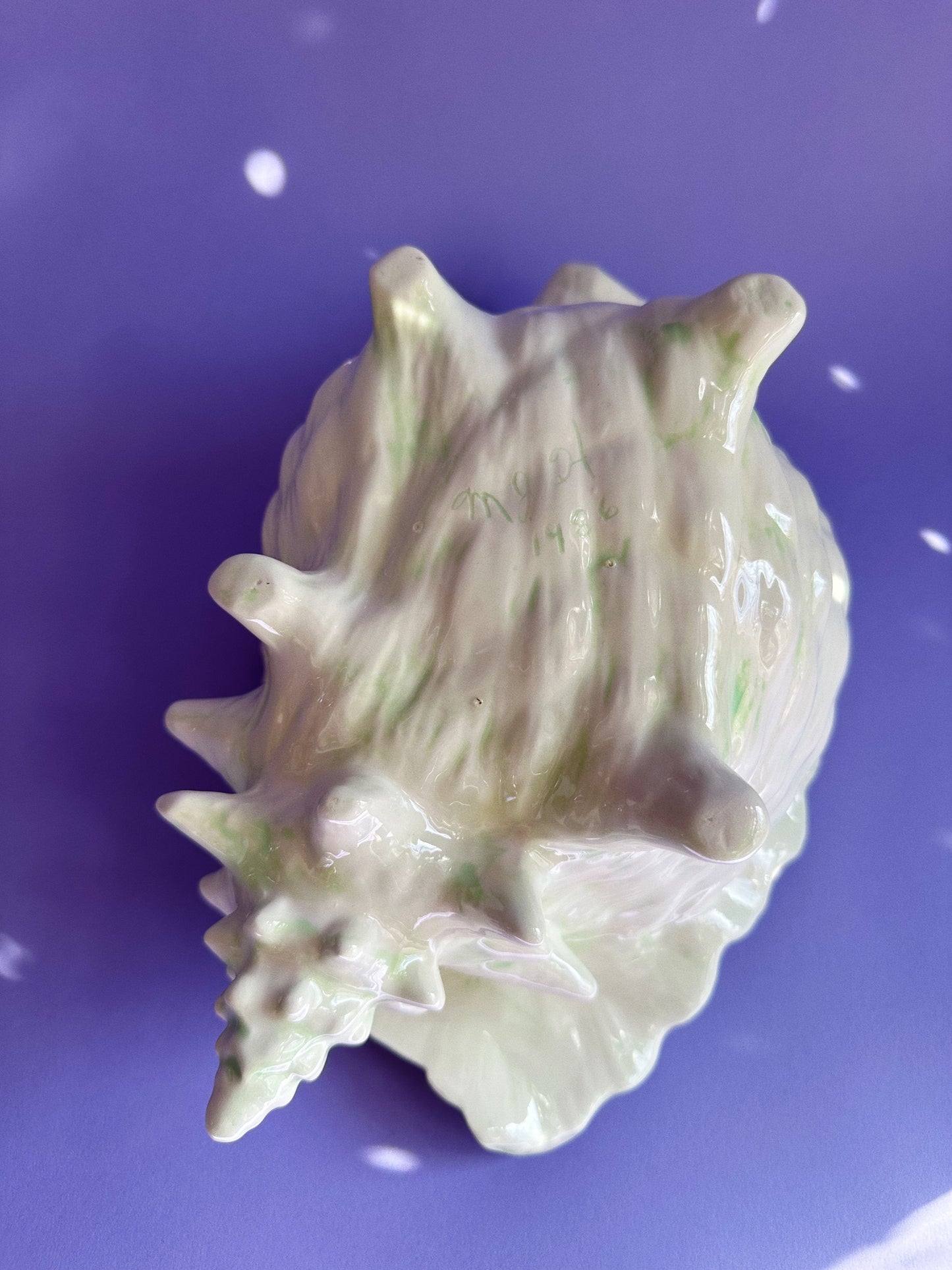 Large 80s Vintage Seashell Planter