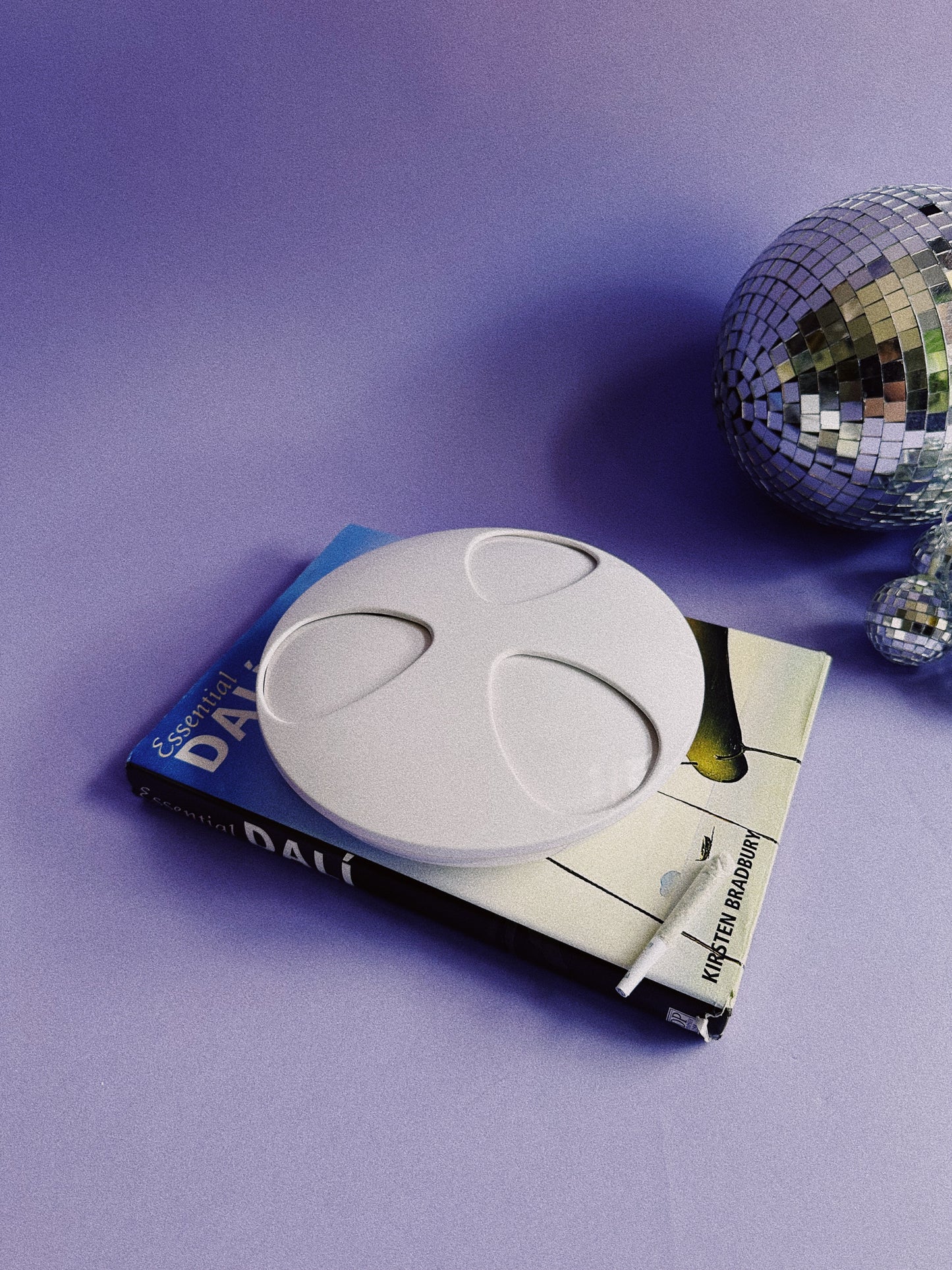 1960s Danaware Melamine MCM UFO Space Age Spinning Saucer White Ashtray