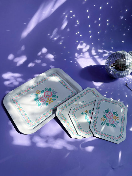 Vintage 80s Floral Metal Tray & Matching Heat Pads / Hot Mats