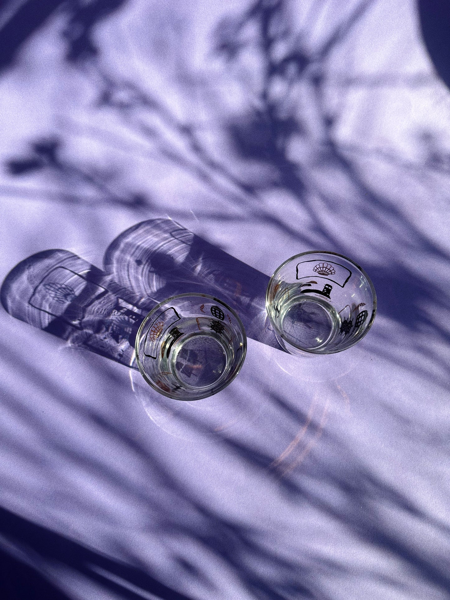 Pair Of Gold Black MCM Rock Glasses Tumblers Anchors Ships Seashells Nautical