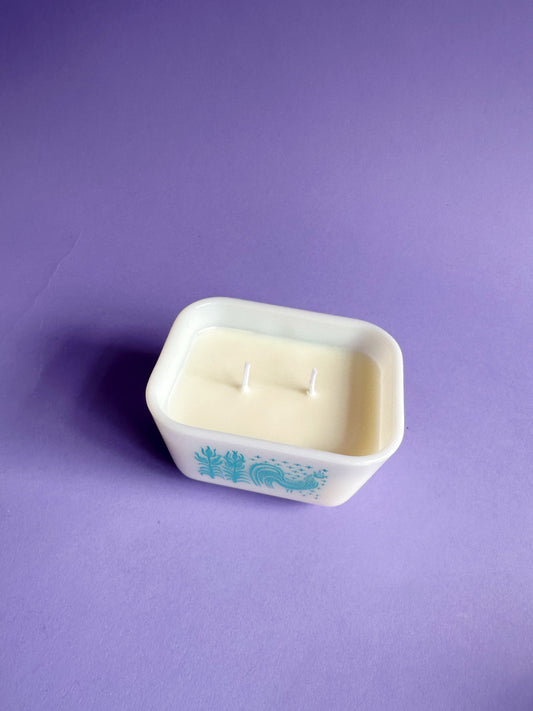 Vintage Pyrex Amish Butterprint Fridgie Vanilla Coconut Soy Candle
