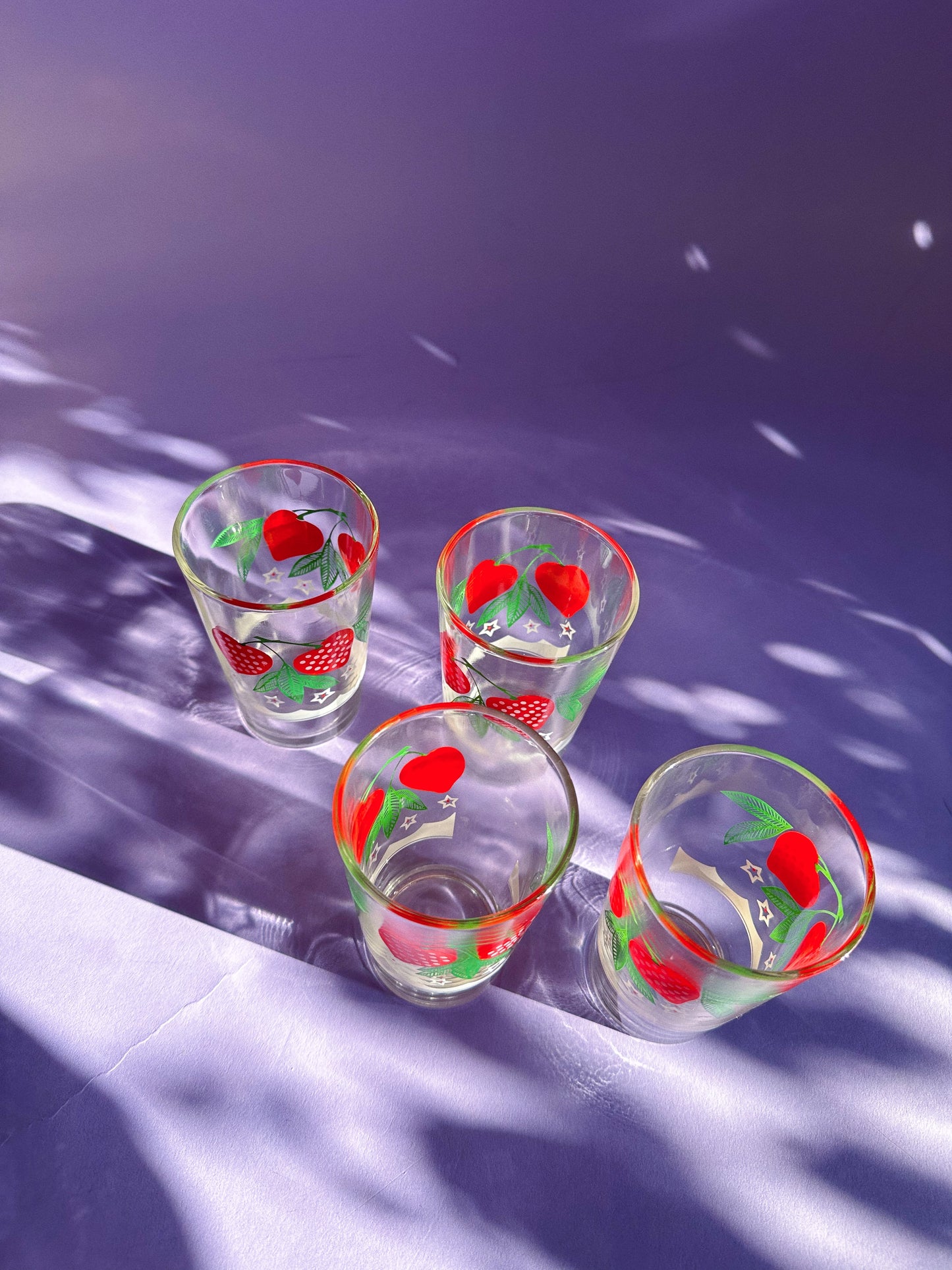 Sweet Vintage Strawberry Set of 4 Juice Glasses