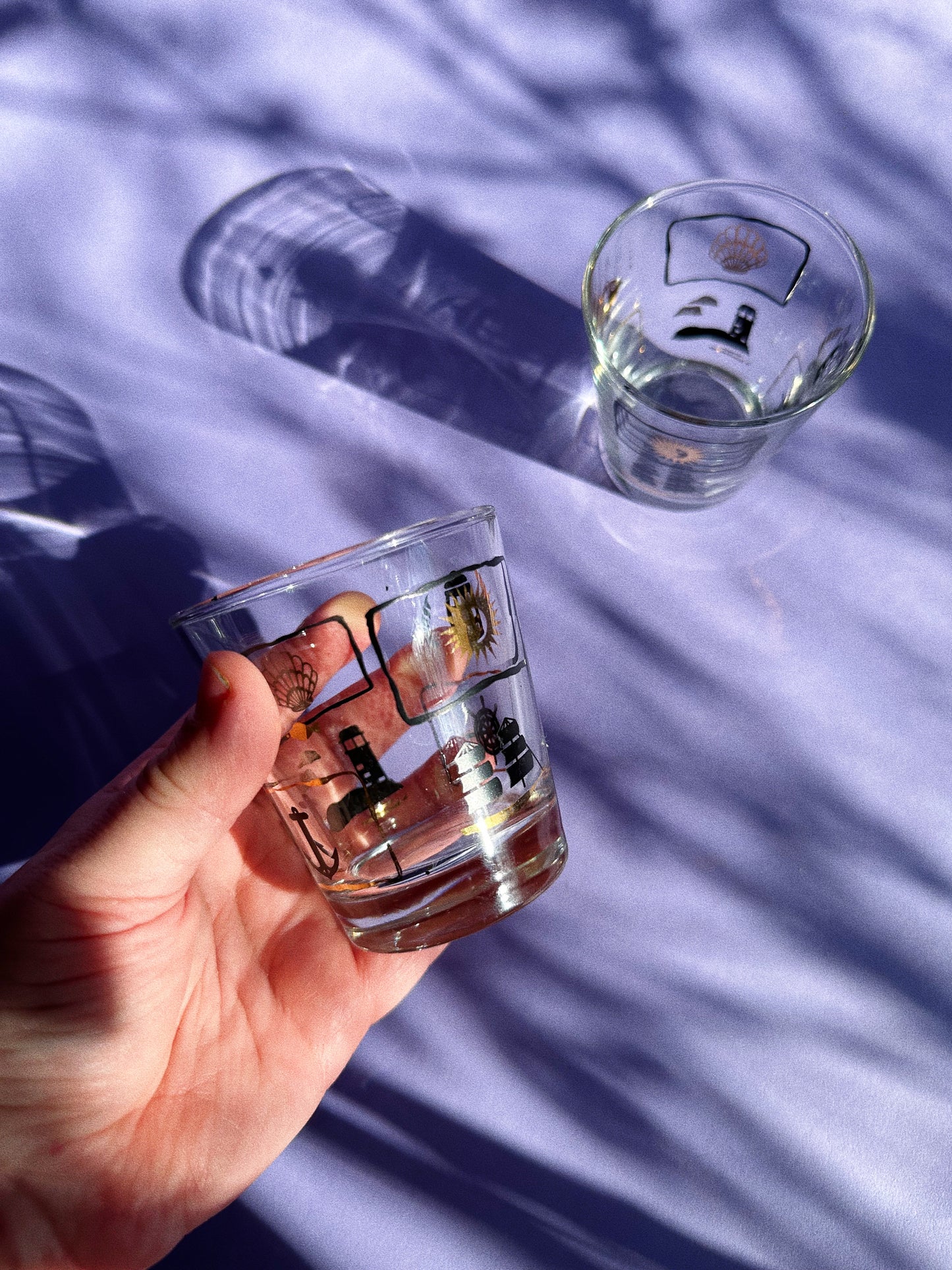 Pair Of Gold Black MCM Rock Glasses Tumblers Anchors Ships Seashells Nautical